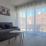 Collioure: Superbe T3 Avec Terrasse, Face A La Mer Et Parking - Fr-1-309-376