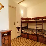 Appartement Climatise Avec Cabine Et Parking Prive, A Deux Pas De La Plage, Wifi Inclus - Fr-1-715-7