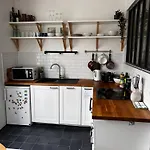 Joli Logement Renove Proche Centre-Ville
