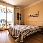 Cassis - Appartement T3 Climatise Et Vue Mer