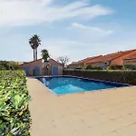 Nice Apartment In Canet-En-Roussillon