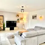 Charmante Villa Pour 10 Personnes