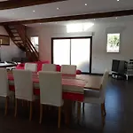 Spacieuse Villa A St Cyprien Pour 15