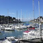 Appartement Avec Grand Balcon Sud Et Parking Prive