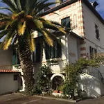 Hotel-Residence Le Grillon