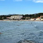 Maison Avec Cour Situee A 2 Minutes Des Plages
