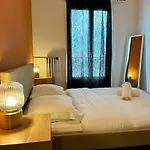 Appartement Renove Avec Balcon A La Joliette