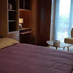 Appartement Vue Mer A 100M De La Plage Au Centre De Carantec