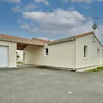 Belle Maison Familiale Pour Un Sejour A Bretignolles