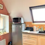 Appartement Vue Mer Au Centre De Tregastel, A 600M De La Plage - Ref 708