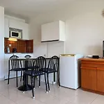 Appartement 2 Pieces Avec Terrasse, 4 Couchages, Parking, Acces Wifi - Banyuls-Sur-Mer - Fr-1-225C-139