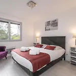 Face Aux Pins - Villa Familiale Piscine Golf