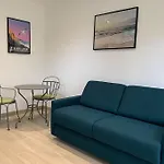Le Meridien, Studio Renove Avec Terrasse, 8 Min A Pieds Du Centre Ville