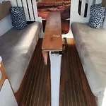 Voilier En Bord De Mer 55€ Par Nuit