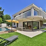 Superbe Villa Moderne Avec Piscine A Marseille - Villa Marseilleveyre
