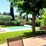 Le Bastidon De Sanary- Piscine Et Jardin Paysage.
