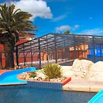 Soleil & Plage Au Camping Mar Estang 4 Etoiles 3 Chambres 2 Salle De Bain