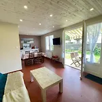 Maison De Pays Proche Plage Avec Terrasse, 2 Chambres, Wifi, Quartier Calme - Fr-1-231-318