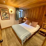 L'Illaz - 4 Bedrooms, Log Fire