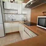 Beautiful Apartment With Terrace On The Seafront