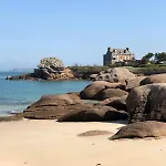 Belle Maison 3 Etoiles Avec Vue Mer Lointaine Depuis L'Etage, A 400M A Tregastel - Ref 181