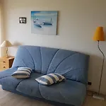 Appartement Vue Mer. A 40M De La Plage.