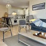 535 - Appartement T2 Avec Magnifique Vue Mer