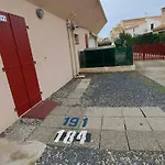 Studio Climatise Pour 2 Avec Parking Prive Au Coeur De Marseillan - Fr-1-326-804