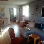Maison De Pecheur Les Pieds Dans L'Eau Et Son Cabanon