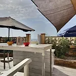 Maison Les Pieds Dans Le Sable