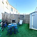 Charmant Studio Renove, Quartier Saint Michel, Proche Centre-Ville - Les Sables