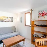 Pavillon 5 Couchages Avec Piscine Proche Plage, Terrasse Et Parking Prive A Gruissan - Fr-1-409-231