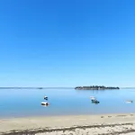 Meuble Sur L'Ile De Tascon A 300 M De La Plage