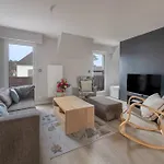 Triplex Pour 12 - 400M De La Plage Des Libraires