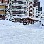 Studio Cosy A Val-D'Isere, 4 Pers, Balcon, Cuisine Equipee - Fr-1-518-157