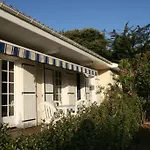 Villa Proche Plage Et Centre - V06205