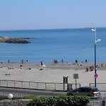 Studio Bord De Mer Avec Ascenseur Et Parking Securise - Fr-1-338-555