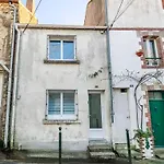 Agreable Maison Renovee En Hyper Centre Avec Patio