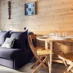 Val Thorens : Appartement 4 Pers Renove Avec Balcon, Local A Ski, Au Pied Des Pistes - Fr-1-637-70