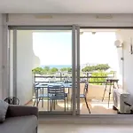 Chez Olivier - Magnifique Studio Avec Piscine, Vue Sur La Mer Et Parking