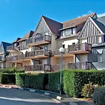 Cabourg, Appartement T2 Acces Direct Mer