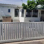 Bungalow Tout Confort Avec Acces Direct A La Plage