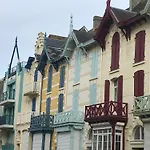 Une Jolie Vue - Appt 2 Pieces Vue Mer Balcon Sud