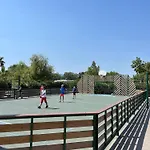 Camping Le Soleil De La Mediterranee - Roan