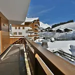 Superbe Appartement, 4 Pers, Balcon Sud, Pied Des Pistes, Le Grand-Bornand - Fr-1-391-110