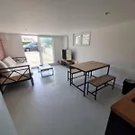 Appt 2 Pieces Avec Jardin
