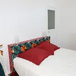 Maison Entiere Avec Un Grand Jardin A 15 Min Du Centre En Transports: Bienvenue A Qg Marseille !
