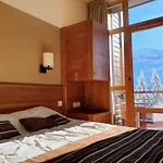 Appartement Premium En Pleine Nature A Flaine, 8 A 10 Personnes - Piscine Exterieure Chauffee, Jacuzzi, Sauna, Hammam Et Salle De Sport