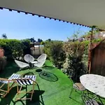 Studio With Pool In Guerande