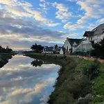 Studio With Pool In Guerande